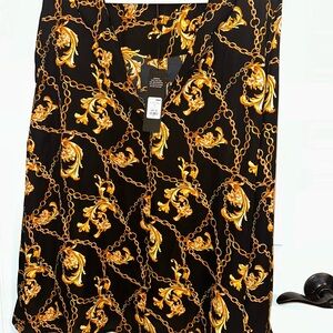 Fashion Nova Black and Gold Chain Pattern Top